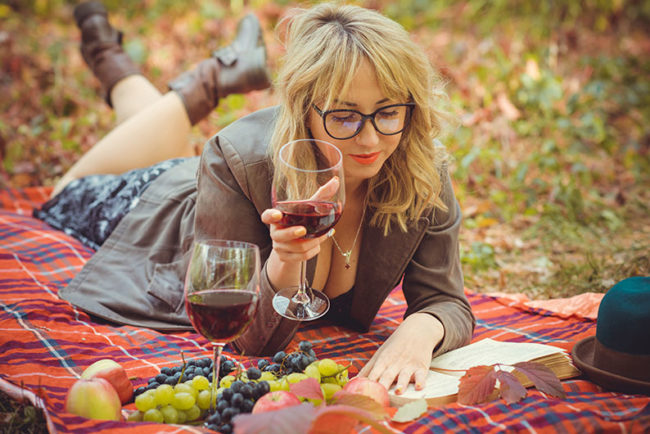 grace of no age menopause ageing women community sisterhood permanence feminine essence thankful experiences gratitude proaging gracefully