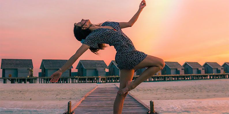 grace of no age menopause ageing women community sisterhood ageless yoga meditation acceptation health proaging gracefully